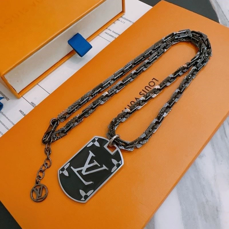 Louis Vuitton Necklaces Packable 249727