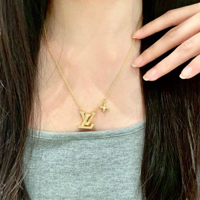 Louis Vuitton Necklaces TravelReady 249737