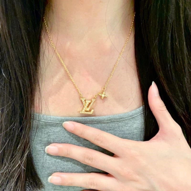Louis Vuitton Necklaces TravelReady 249737