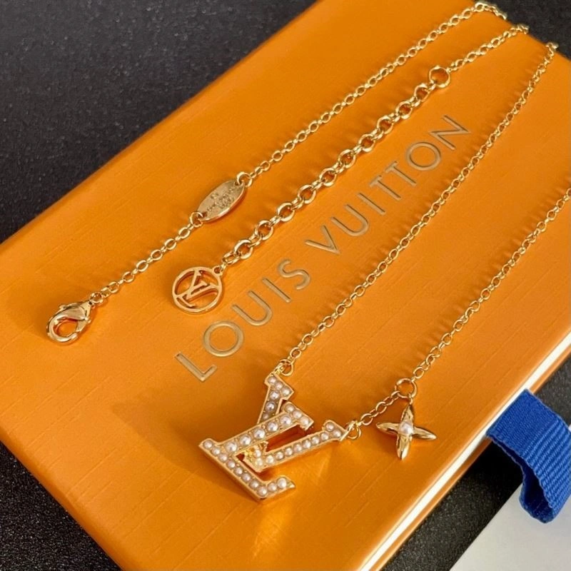 Louis Vuitton Necklaces TravelReady 249737