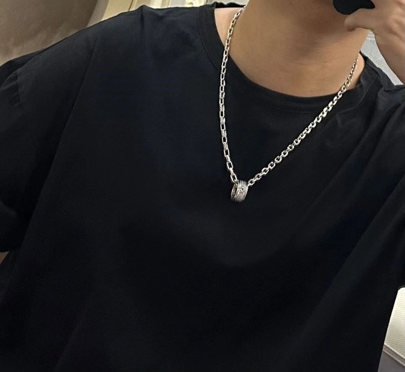 Durable Louis Vuitton Necklaces 249733
