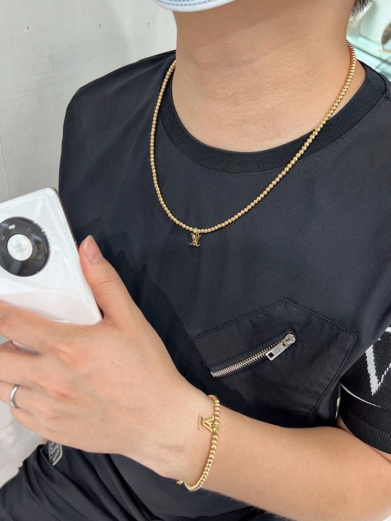 Louis Vuitton Necklaces OdorResistant 249728