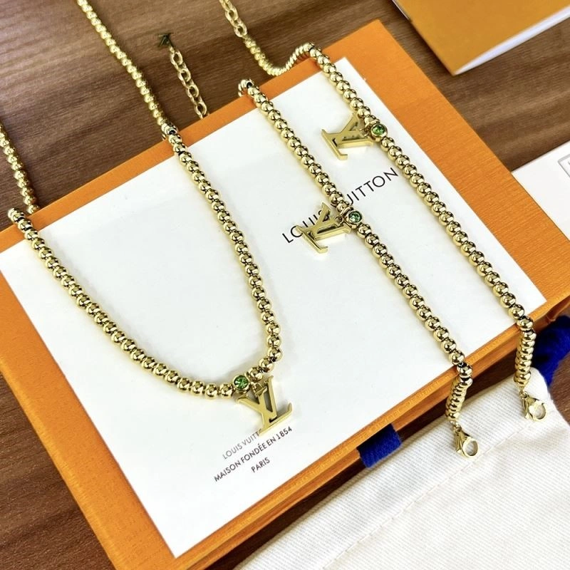 Louis Vuitton Necklaces OdorResistant 249728