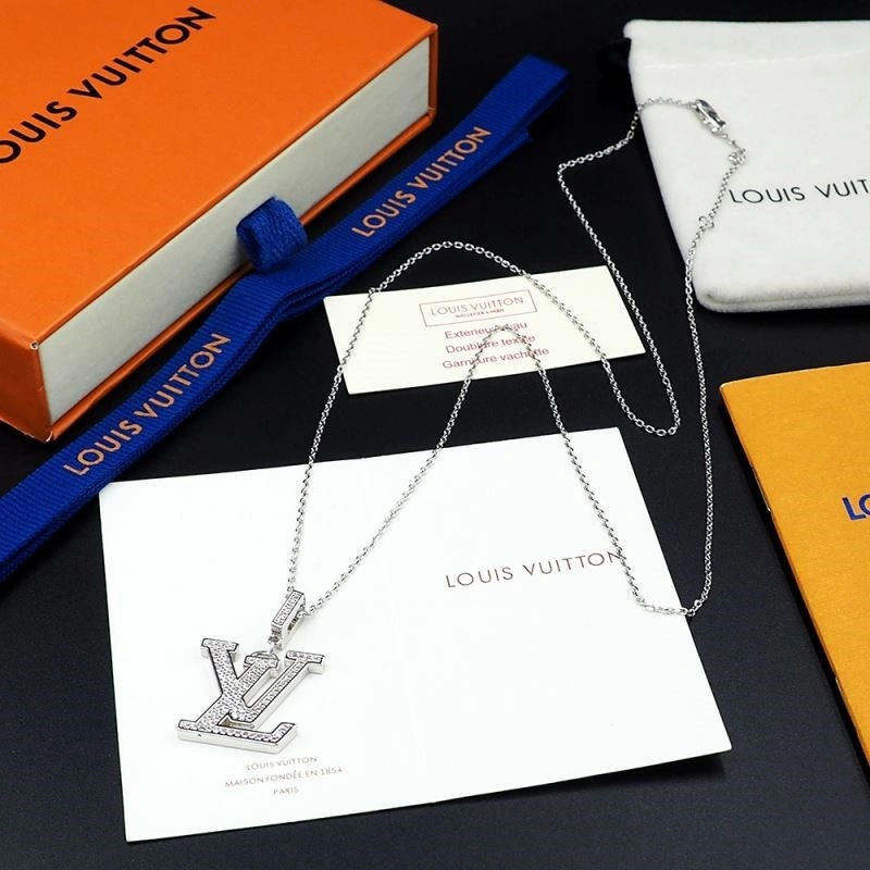 Louis Vuitton Necklaces Premium 249716