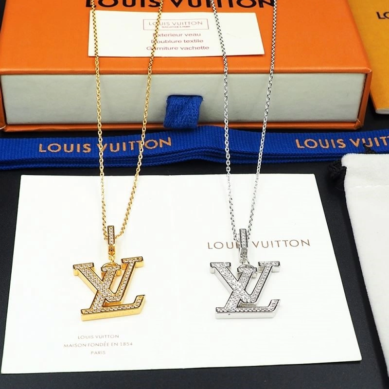 Louis Vuitton Necklaces Bright 249719