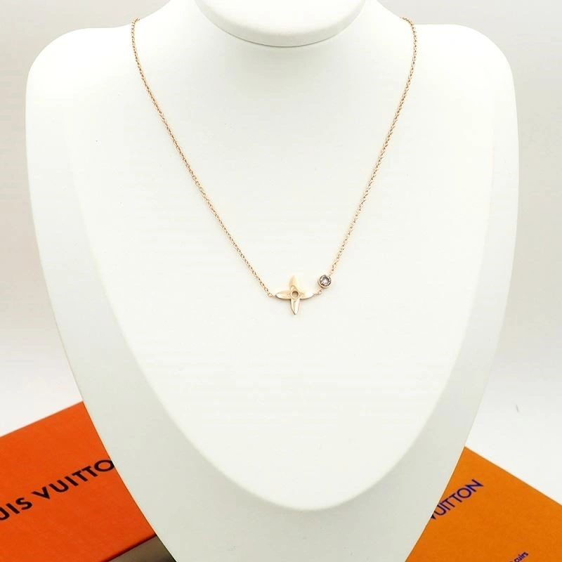 Louis Vuitton Necklaces Stylish 249744