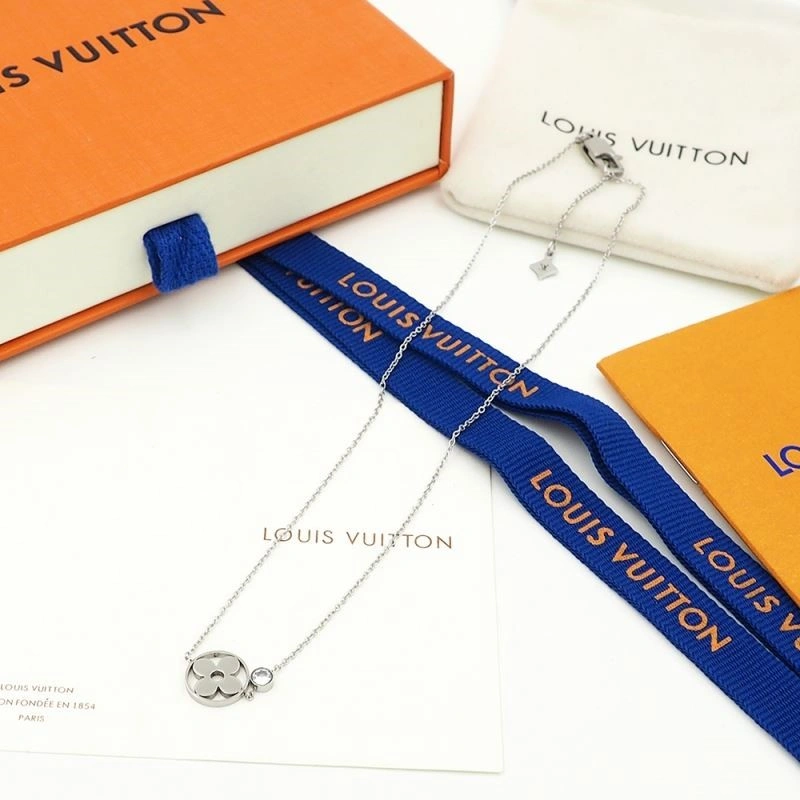 Louis Vuitton Necklaces StreetReady 249746