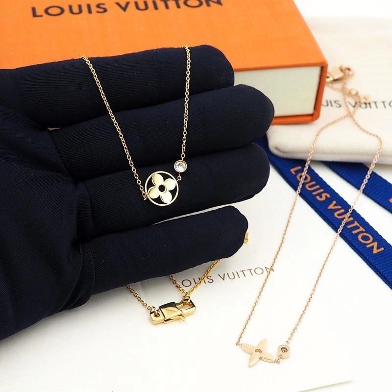 Louis Vuitton Necklaces StreetReady 249746