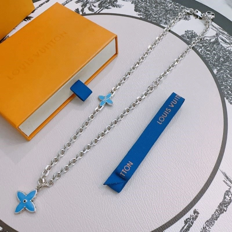 Louis Vuitton Necklaces WeatherProof 249738