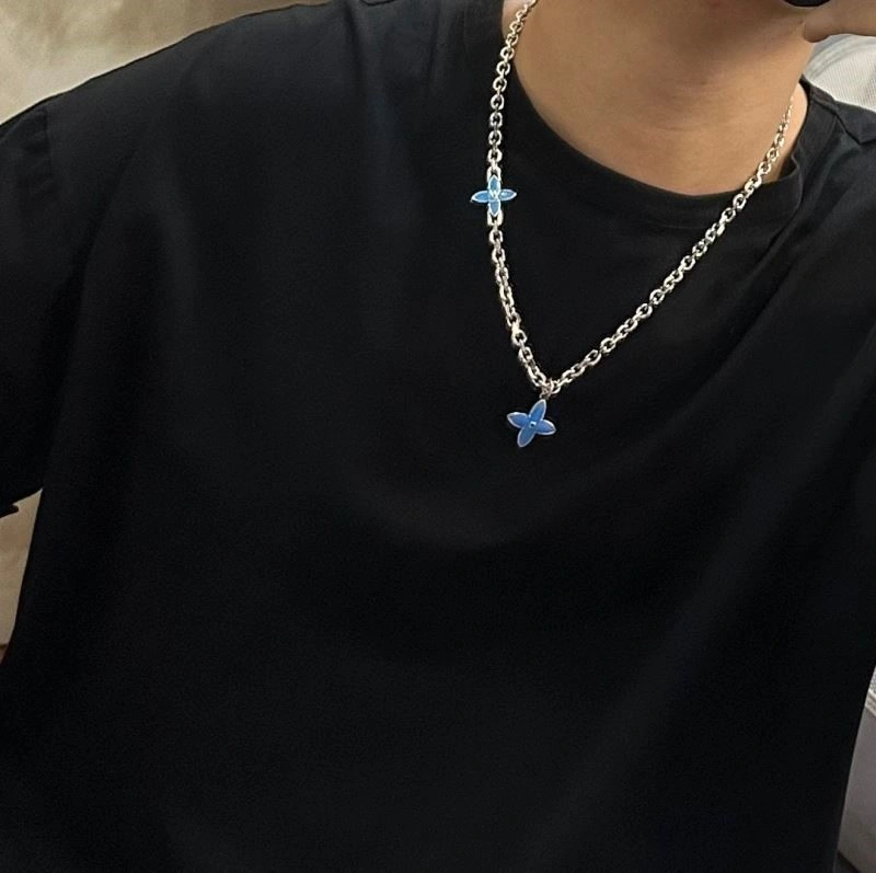 Louis Vuitton Necklaces WeatherProof 249738