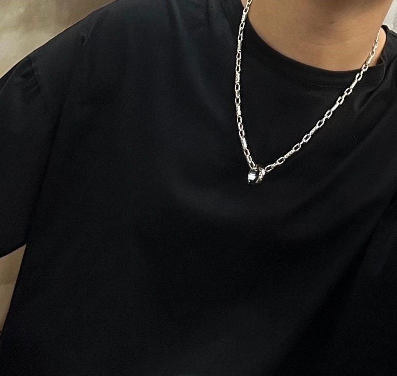DailyWear Louis Vuitton Necklaces 249713