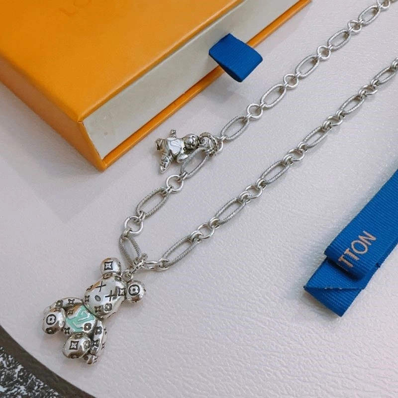 Soft Louis Vuitton Necklaces 249711