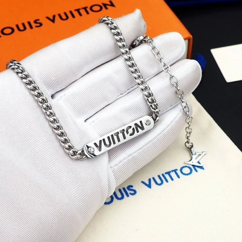 Louis Vuitton Necklaces WaterResistant 249681