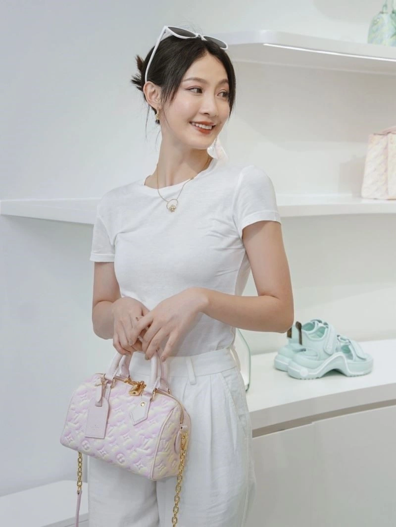 Trendsetting Louis Vuitton Necklaces 249691
