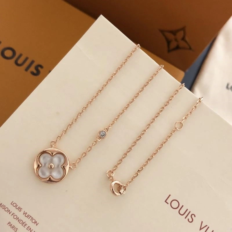 Sustainable Louis Vuitton Necklaces 249683