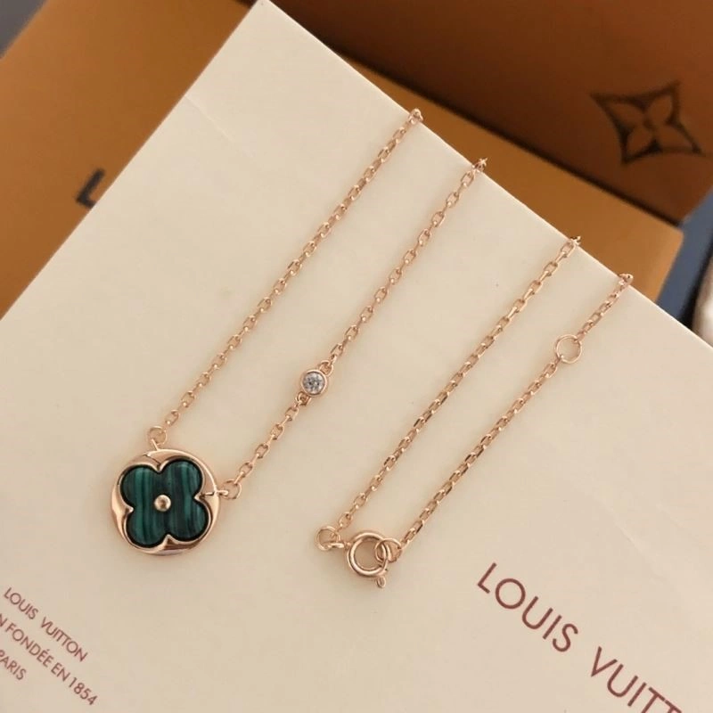 Sustainable Louis Vuitton Necklaces 249683