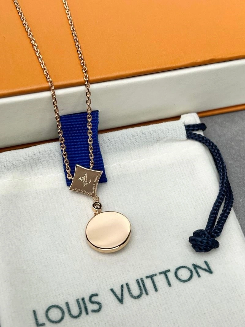 SmoothTexture Louis Vuitton Necklaces 249697