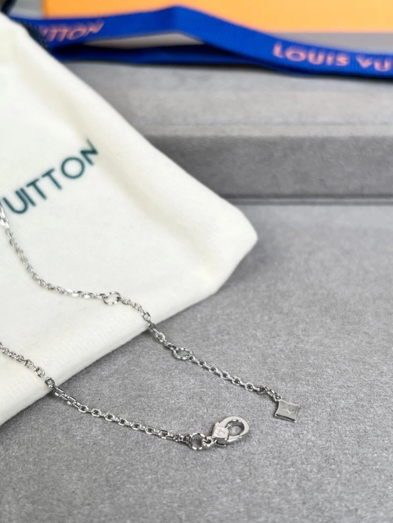 Louis Vuitton Necklaces OnTrend 249684