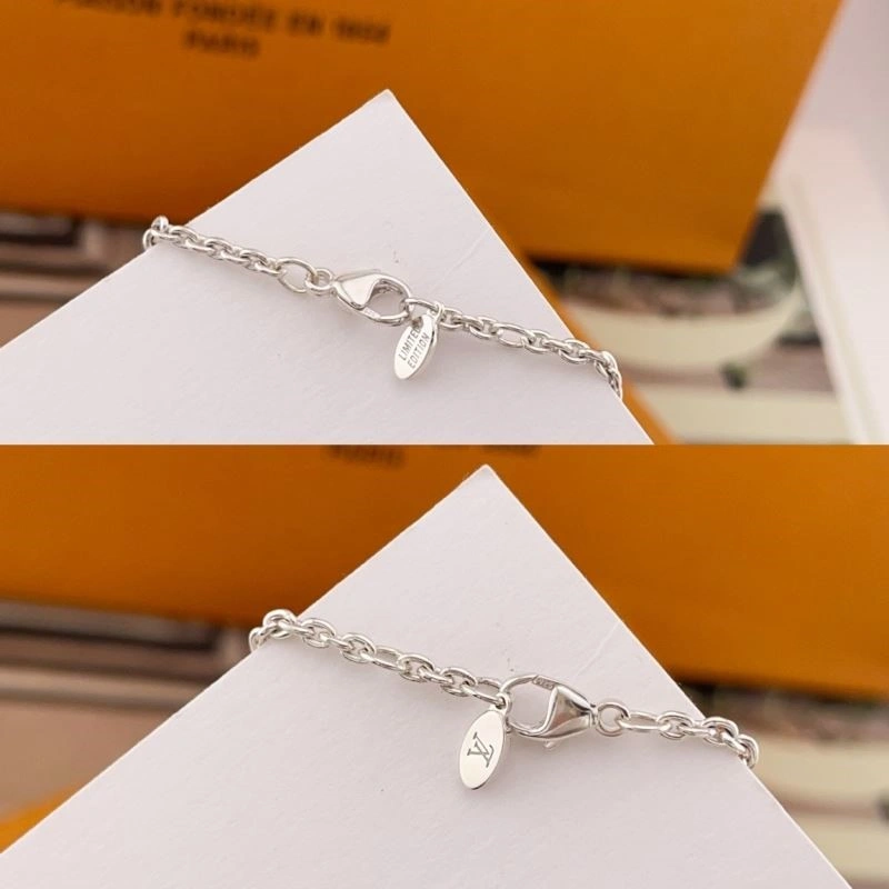 Louis Vuitton Necklaces SmoothTexture 249700