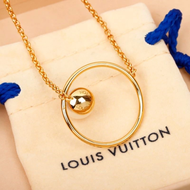 Sleek Louis Vuitton Necklaces 249696
