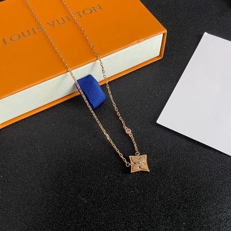 Louis Vuitton Necklaces UrbanChic 249698