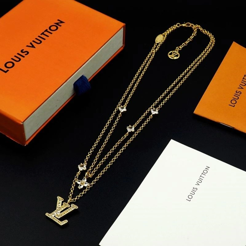 Practical Louis Vuitton Necklaces 249703