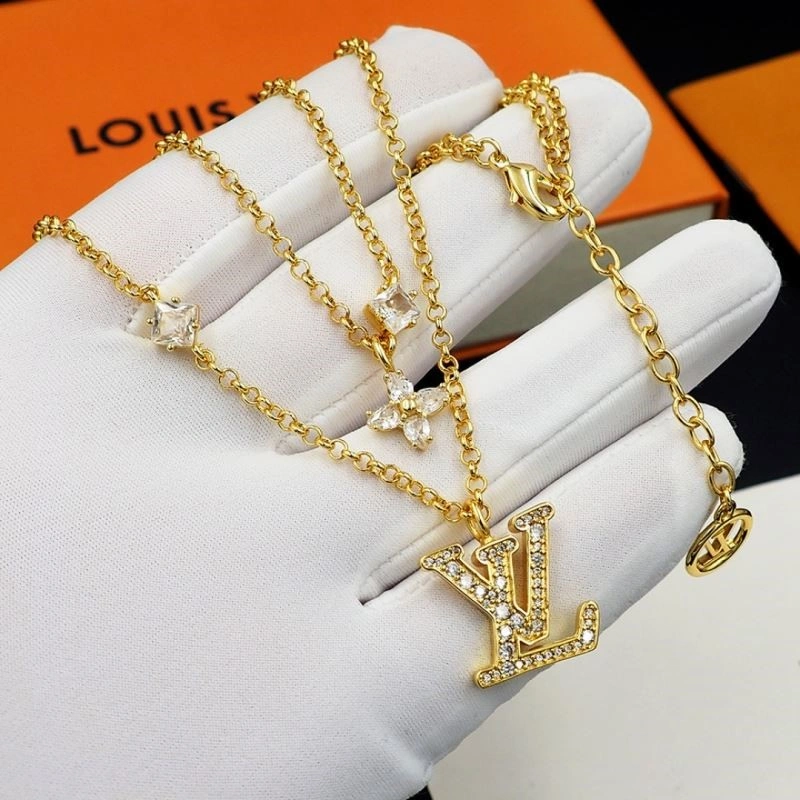 Practical Louis Vuitton Necklaces 249703
