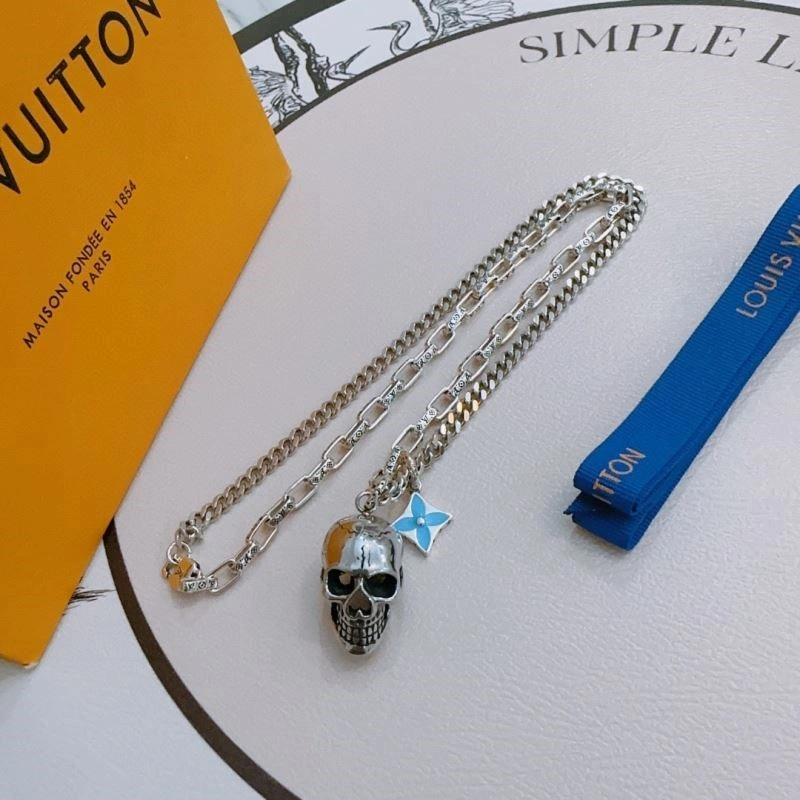 FreshLook Louis Vuitton Necklaces 249675