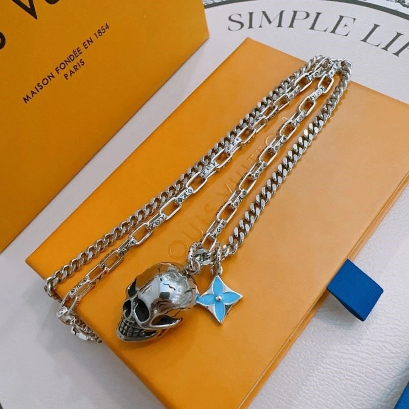 FreshLook Louis Vuitton Necklaces 249675