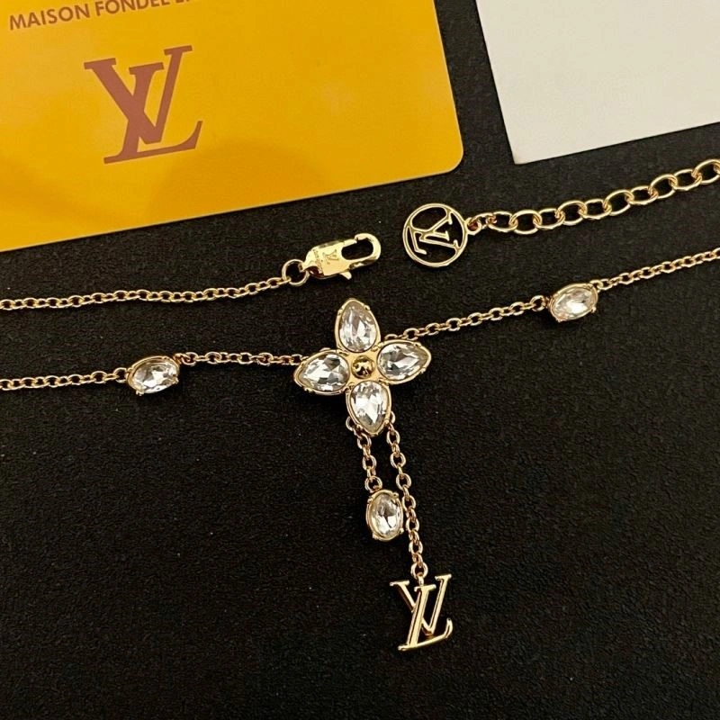 Louis Vuitton Necklaces Fashionable 249673