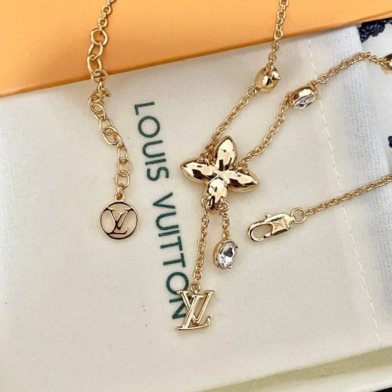 Louis Vuitton Necklaces Fashionable 249673
