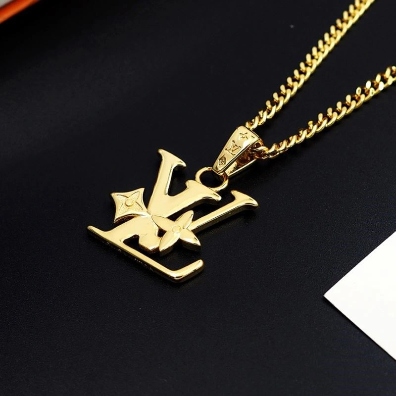 Trendsetting Louis Vuitton Necklaces 249672