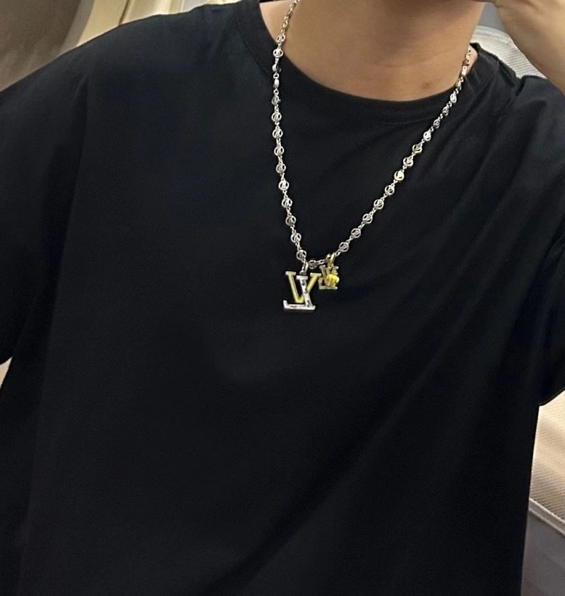 Louis Vuitton Necklaces Effortless 249653