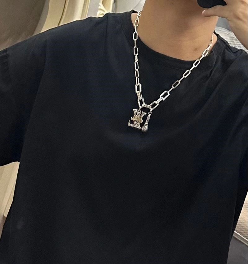 Louis Vuitton Necklaces StreetReady 249664