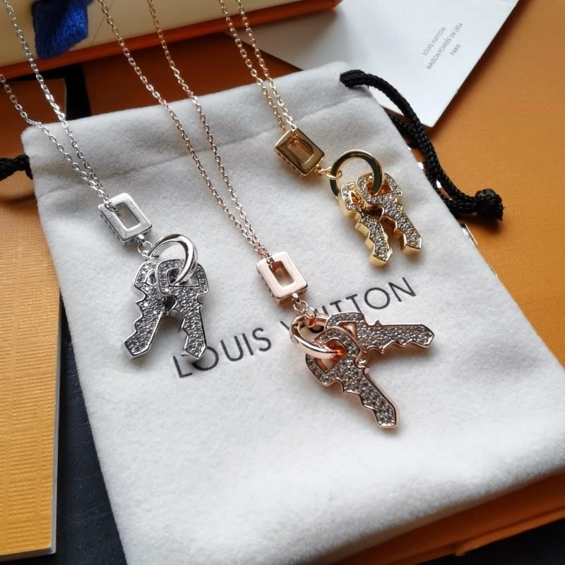 Louis Vuitton Necklaces Packable 249638