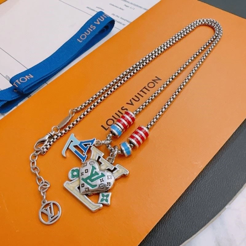 Unisex Louis Vuitton Necklaces 249649