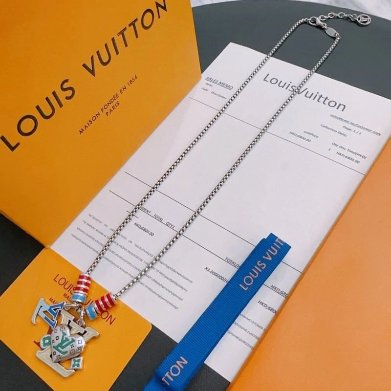 Unisex Louis Vuitton Necklaces 249649