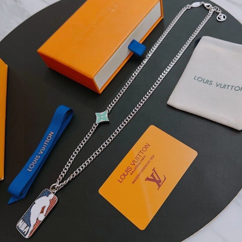 Louis Vuitton Necklaces EasyCare 249640