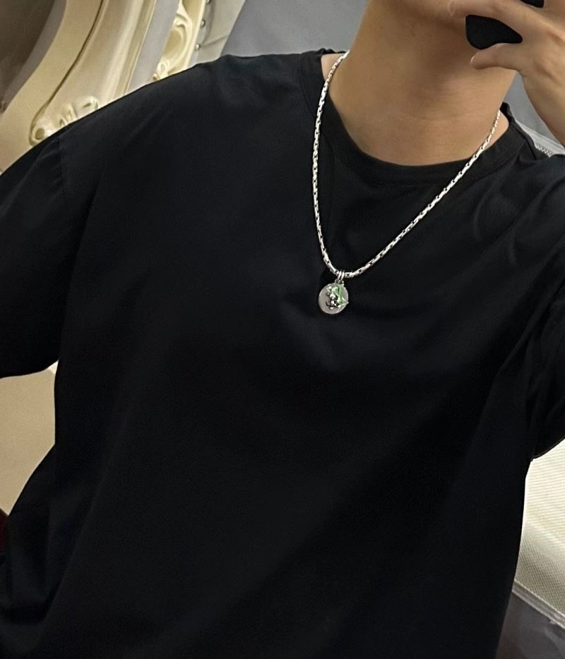 SoftTouch Louis Vuitton Necklaces 249410