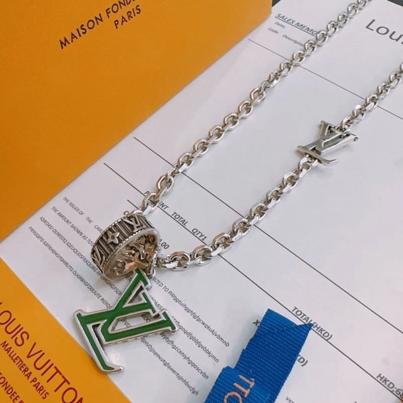 Louis Vuitton Necklaces OnTrend 249418