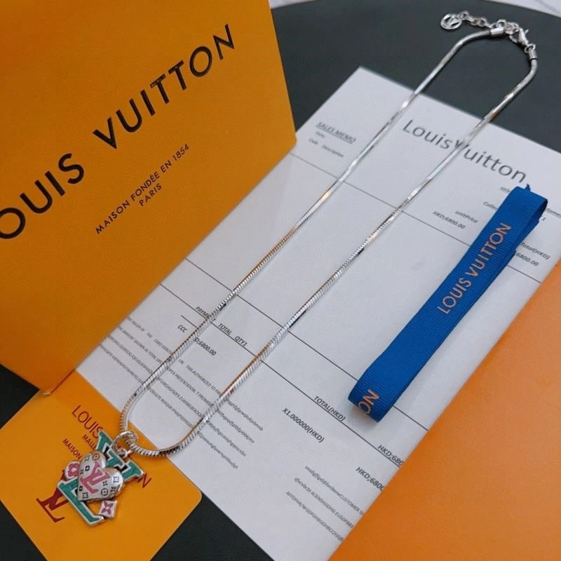 Louis Vuitton Necklaces SoftTouch 249416
