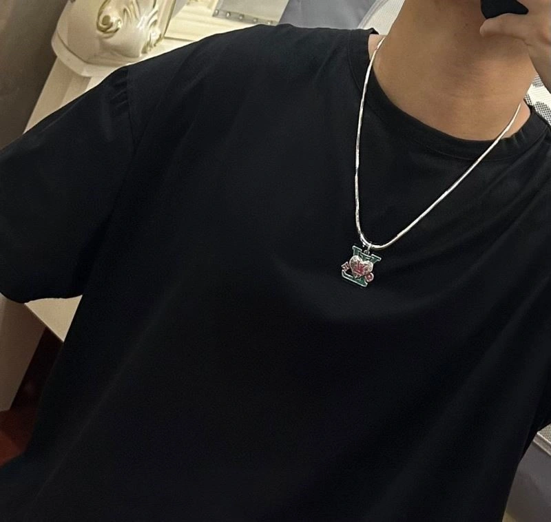 Louis Vuitton Necklaces SoftTouch 249416