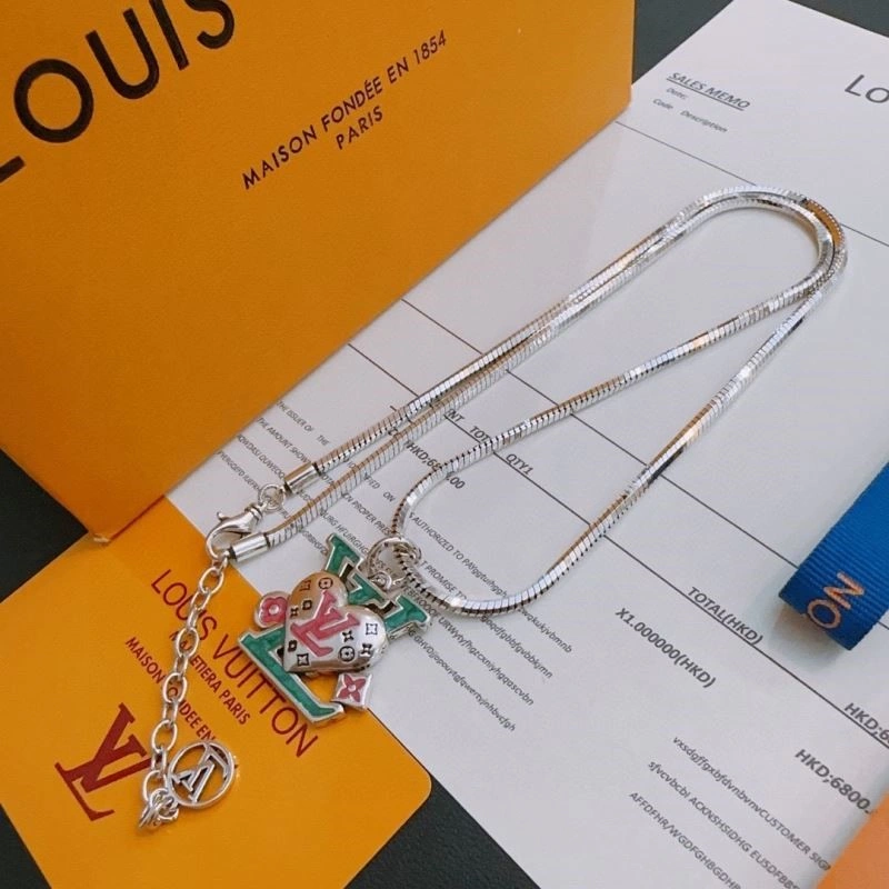 Louis Vuitton Necklaces SoftTouch 249416