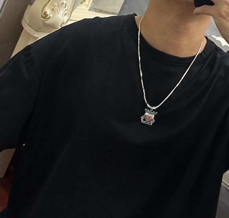 Louis Vuitton Necklaces SoftTouch 249416
