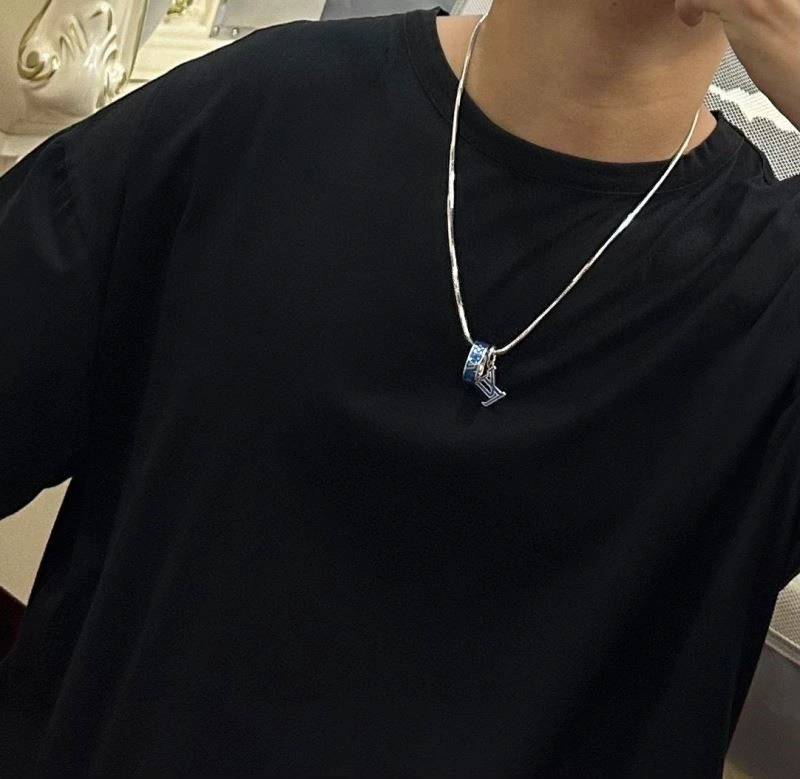 Original Louis Vuitton Necklaces 249391