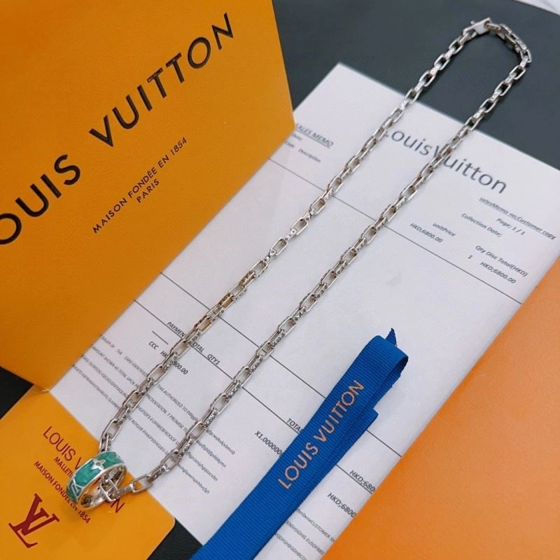 Affordable Louis Vuitton Necklaces 249392