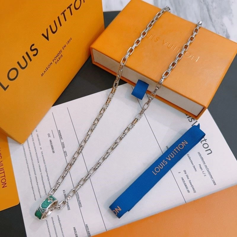 Affordable Louis Vuitton Necklaces 249392