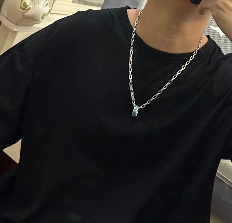 Affordable Louis Vuitton Necklaces 249392