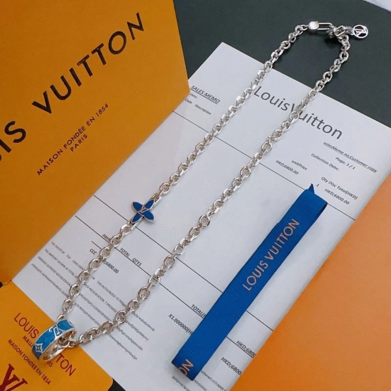 Trendsetting Louis Vuitton Necklaces 249390