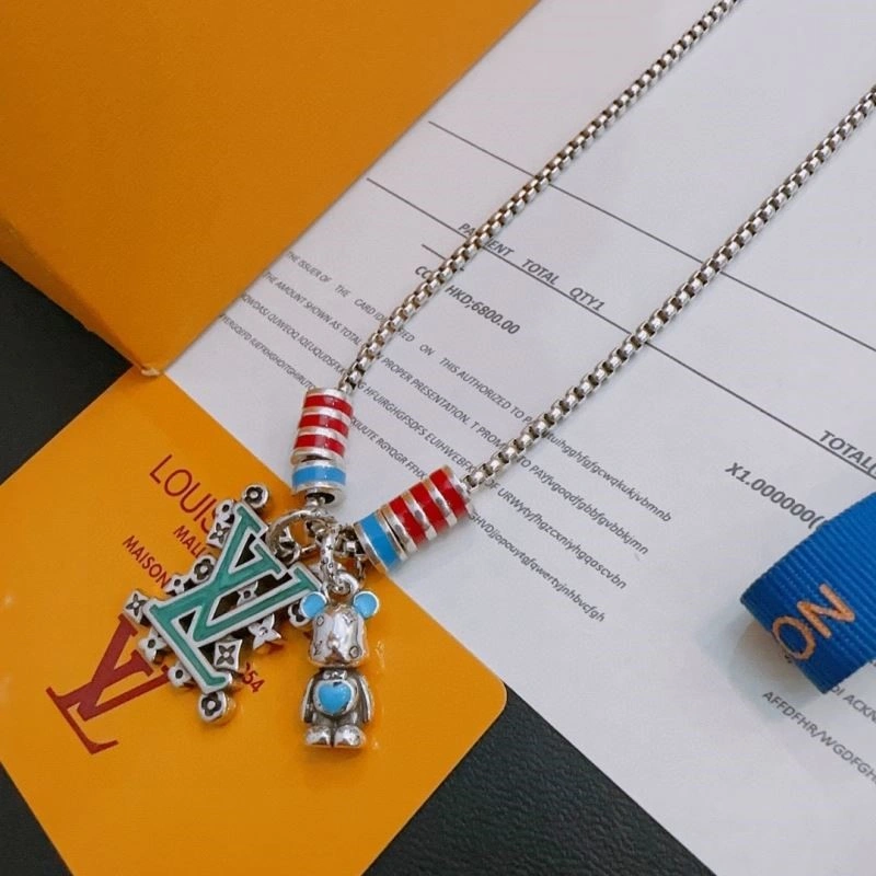 Louis Vuitton Necklaces Unisex 249389